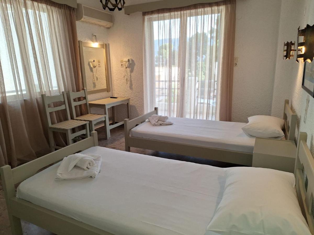 Apartments By Evita'S Resort Poros Town Exterior foto